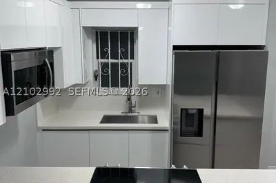 145 SW 30th Ct #207B 1