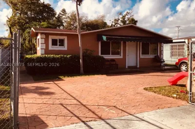2272 NW 66th St 1