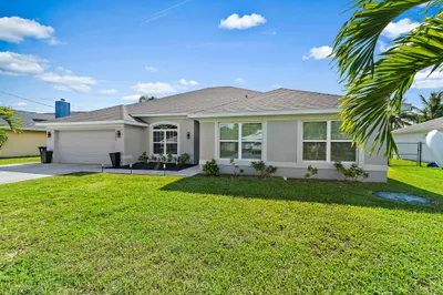 1925 SE Mantua Street 1