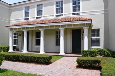 8305 NW 7th Court 1