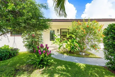 1701 N Ocean Breeze 1