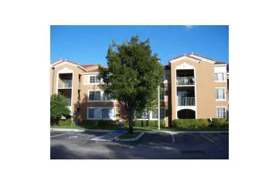 4820 N STATE ROAD 7 #10103 1