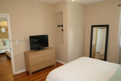 175 Galicia Way 0 1