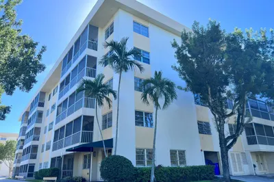50 SW 3RD Avenue #2080 1