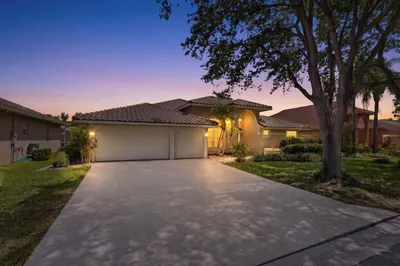 9851 NW 49th Place 1