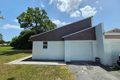 4824 NW 5th Street 1