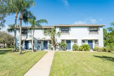 412 N Cypress Drive #14 1