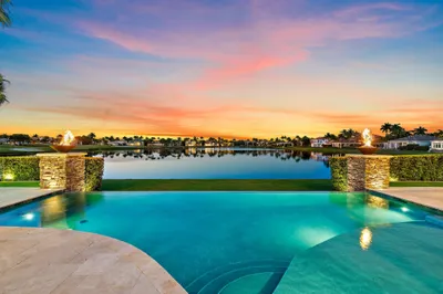636 Hermitage Circle 1