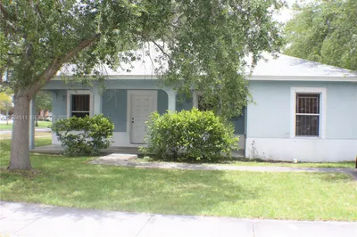 2121 NW 68th Ter 1