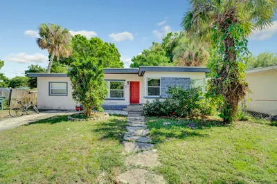 1016 Chipola Road