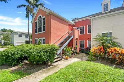 1335 Crystal Way #A 1