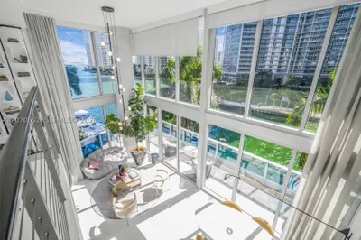 200 Biscayne Boulevard Way #309 1