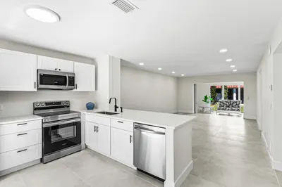 733 Nantucket Circle 1