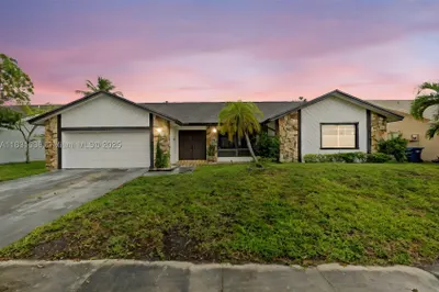 6740 NW 45th St 1