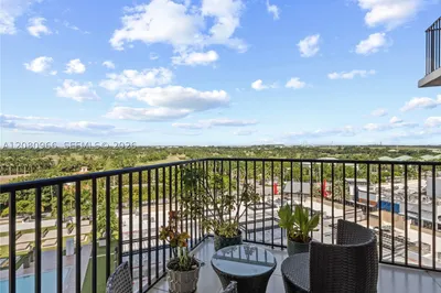 5252 NW 85th Ave #808 1