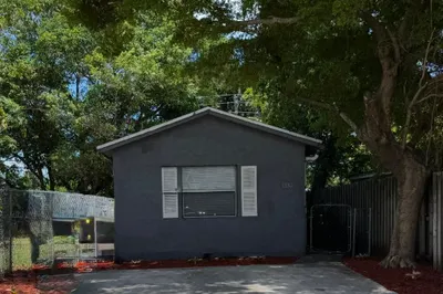 1132 NW 4th Avenue #1 1