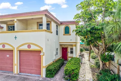 512 S Ocean Boulevard 1
