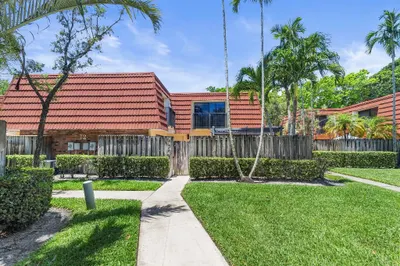 9954 NW 6th Court 1