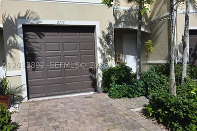 2765 SW 81st Ter #2773 1