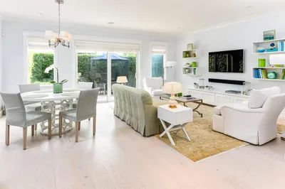 400 Chilean Avenue #2 1