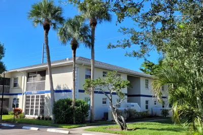1516 SE Royal Green Circle #G-103 1
