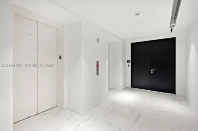 1000 Biscayne Blvd #TH1201 1