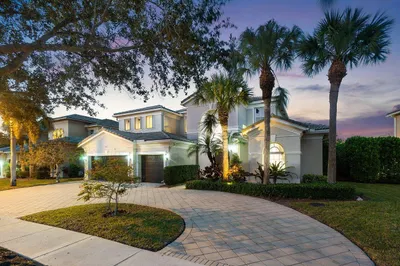 9211 Oak Alley Drive 1