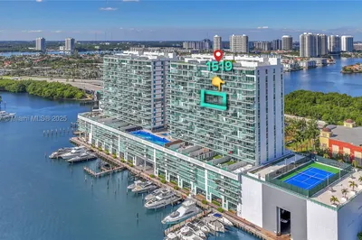 400 Sunny Isles Blvd (2 Parkings) #1519 1