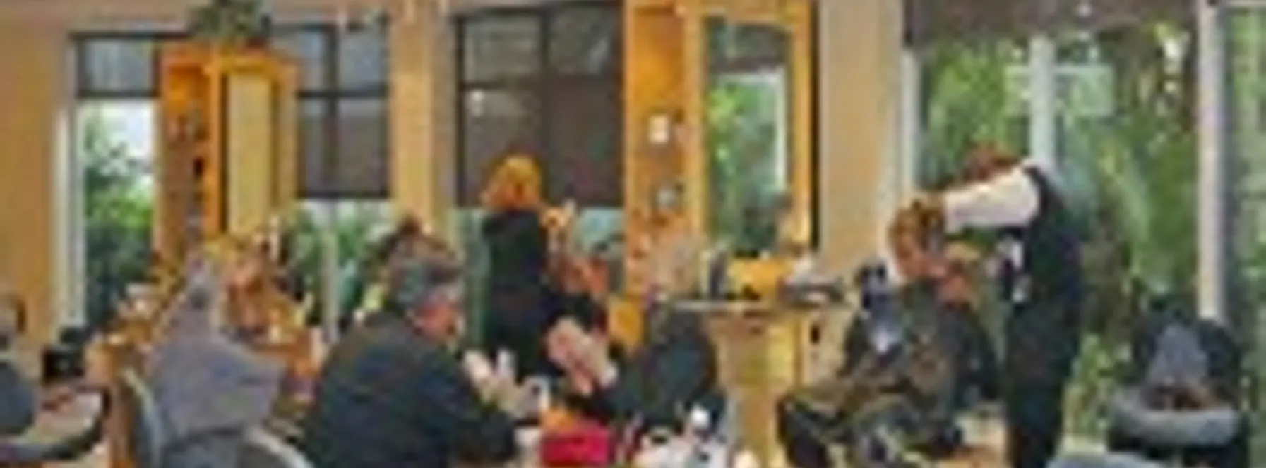 Admiral’s Cove | The BlueWater Salon | Admirals Cove