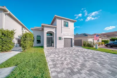 7963 NW 195th Ter 1