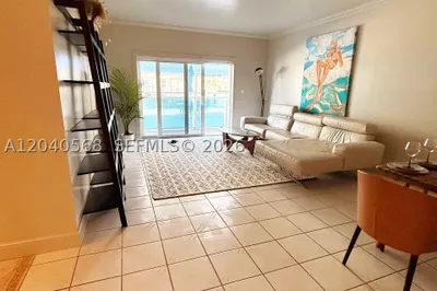 1701 S Ocean Dr #105 1