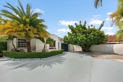 15642 SW 59th St 0 1