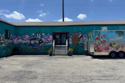 139 NE 1st Ave 1
