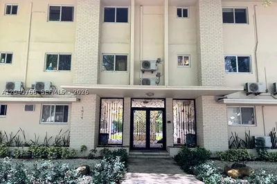 1014 Salzedo St #309 1