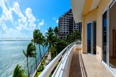 808 Brickell Key Dr #404 1