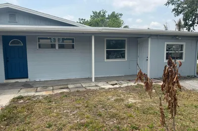 775 SW 4th Pl Place Sw 1
