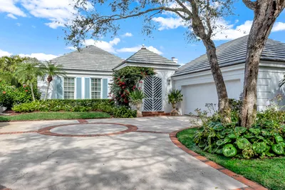 171 Coquille Way-2