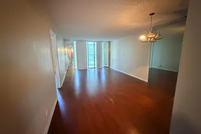 3070 NW 48th Terrace #307 1