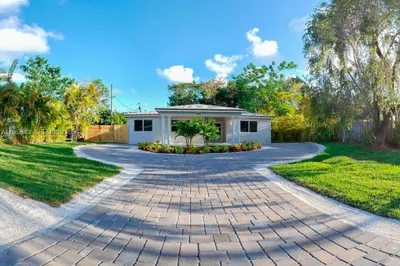 6634 SW 76th Ter 1