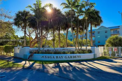 8650 SW 133rd Ave Rd #310 1
