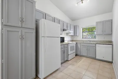 321 Norwood Terrace #N221 1