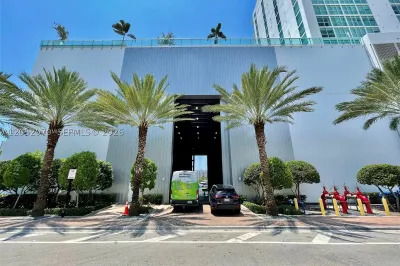 400 Sunny Isles Blvd Dd 204 1
