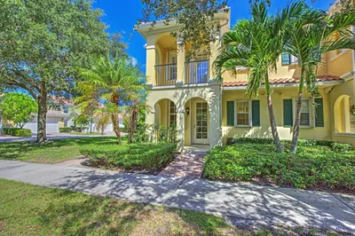 211 Barcelona Drive