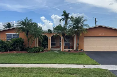 9160 SW 54th Pl 1