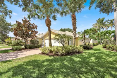 5181 Magnolia Bay Circle 1