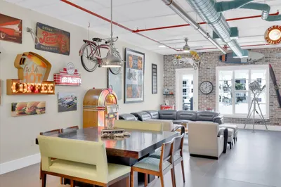 Dining Room (4)