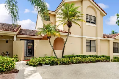 6460 NW 170 Th Ter 0