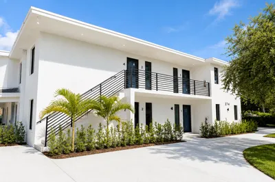 274 SE 9th Avenue #3 1