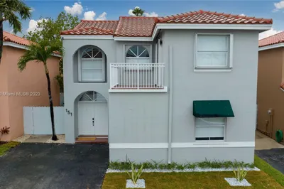 151 NW 85th Pl 1