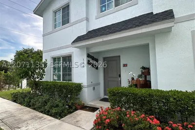 384 NW 11th Ave #384 1